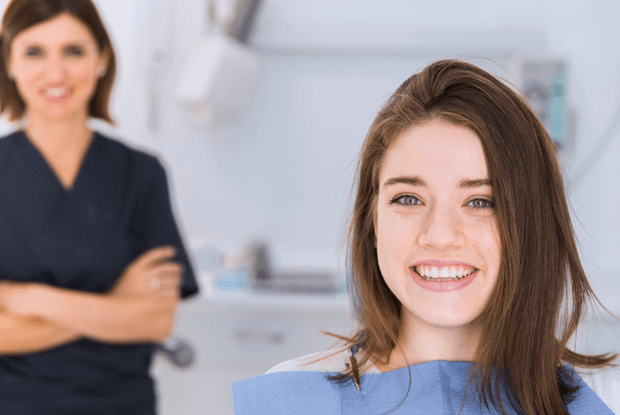 odontologia clinica mulheres sorriso