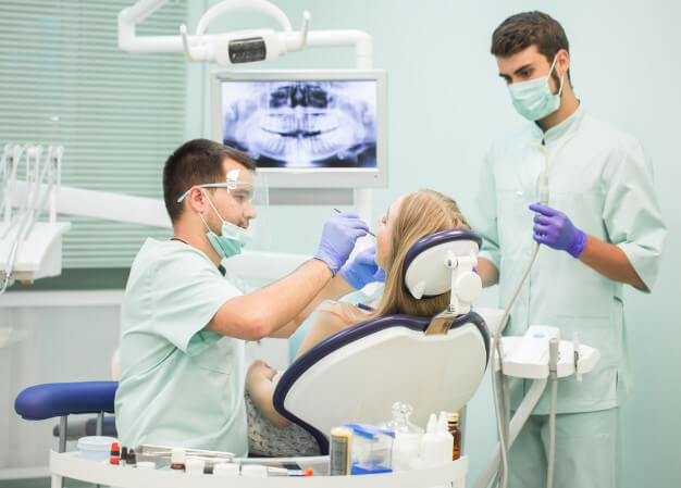 dentista recém formado clínica