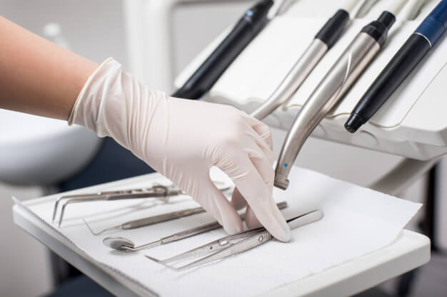 dentista organizado instrumentos odontologicos