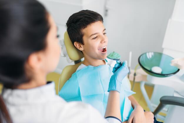 dentista gesso odontológico
