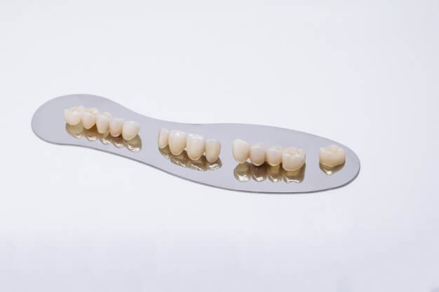 materiais dentarios proteses