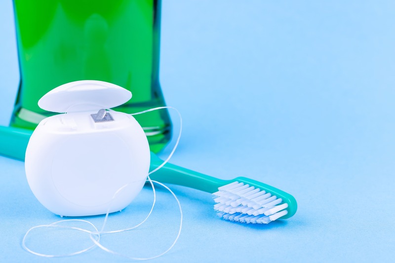 odontologia hospitalar escova e fio dental